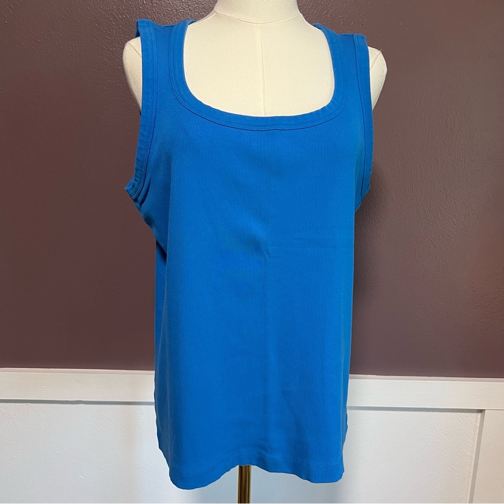Chico’s Blue Ribbed Tank